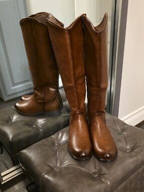 Women's Over-the-Knee Riding Boots in Brown
